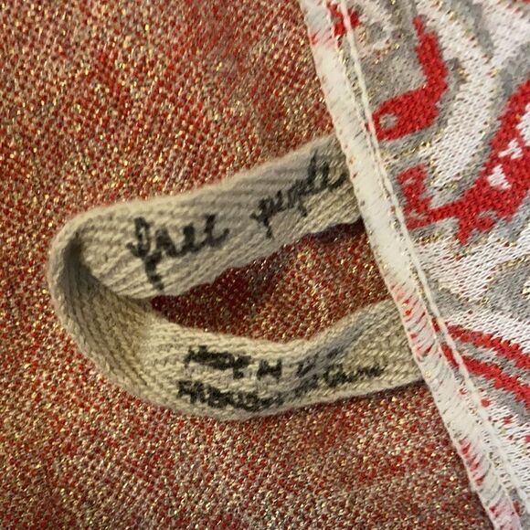 Free People Bodycon Skirt Size Small EUC - Red, Silver, White Festive Print - Picture 9 of 9